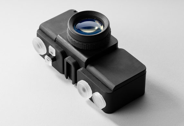 SLO е 35 мм фотоапарат, изцяло създаден с 3D принтер
