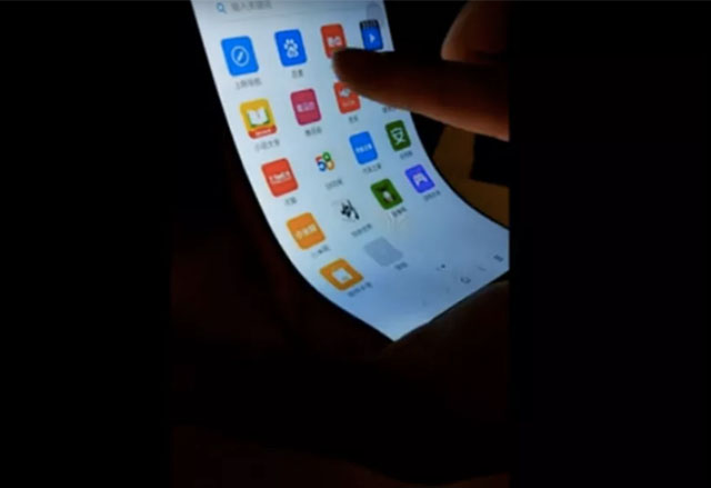 Изтекло видео показва, че Xiaomi работи по огъващ се екран за телефони