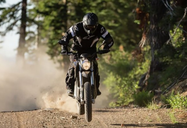 Новите е-мотори на Zero Motorcycle изминават 320 км с един заряд