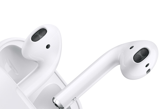 Apple изненадващо пусна в продажба безжичните си слушалки AirPods 