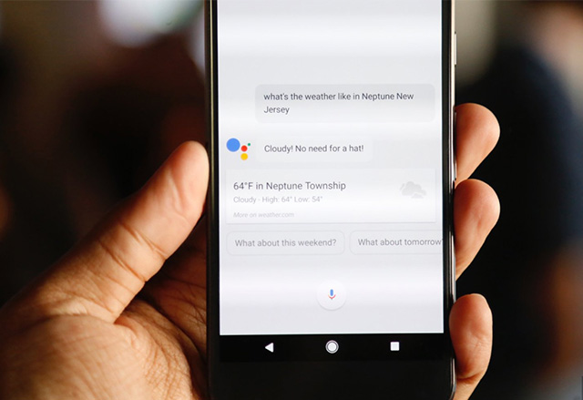 Google ще добави опция за търсене чрез текст при своя гласов асистент