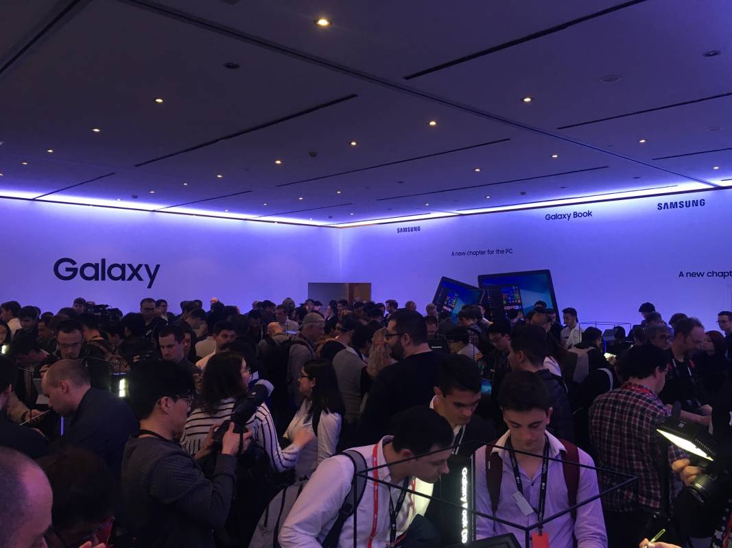 MWC 2017: Samsung руши традициите с премиера на три таблета