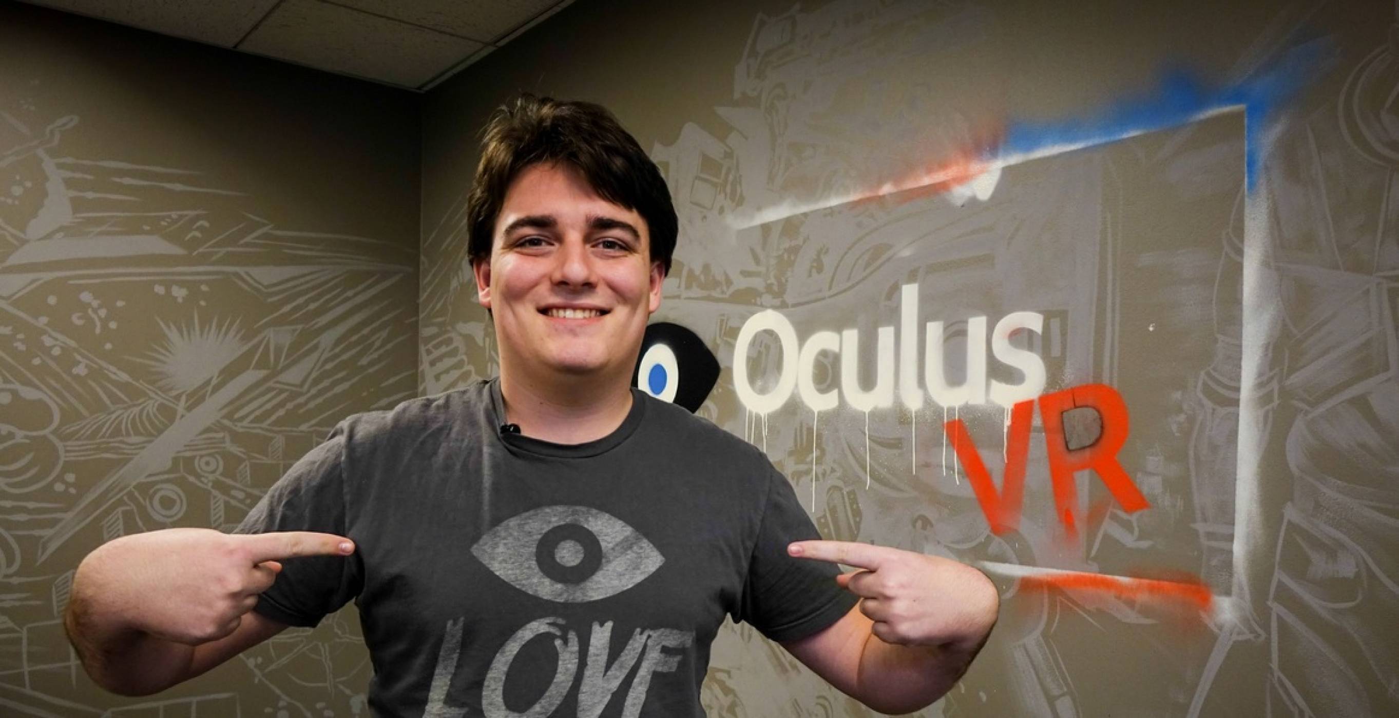 Съоснователят на Oculus Палмър Лъки напуска Facebook