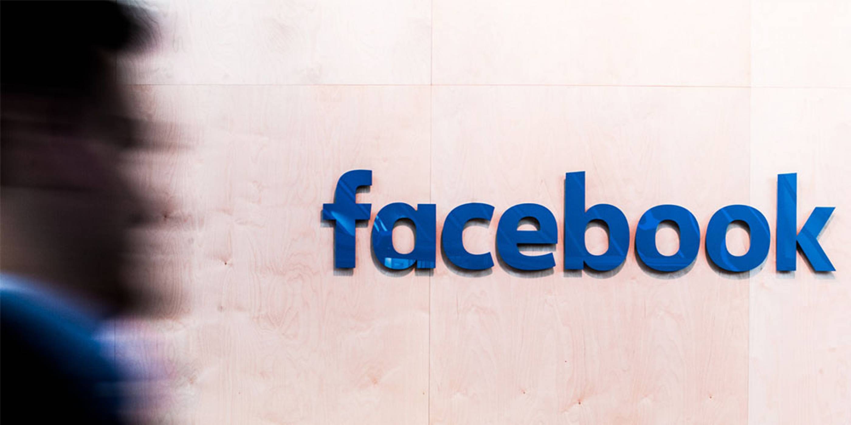 Facebook обяви, че е изтрила 30 000 фалшиви профила
