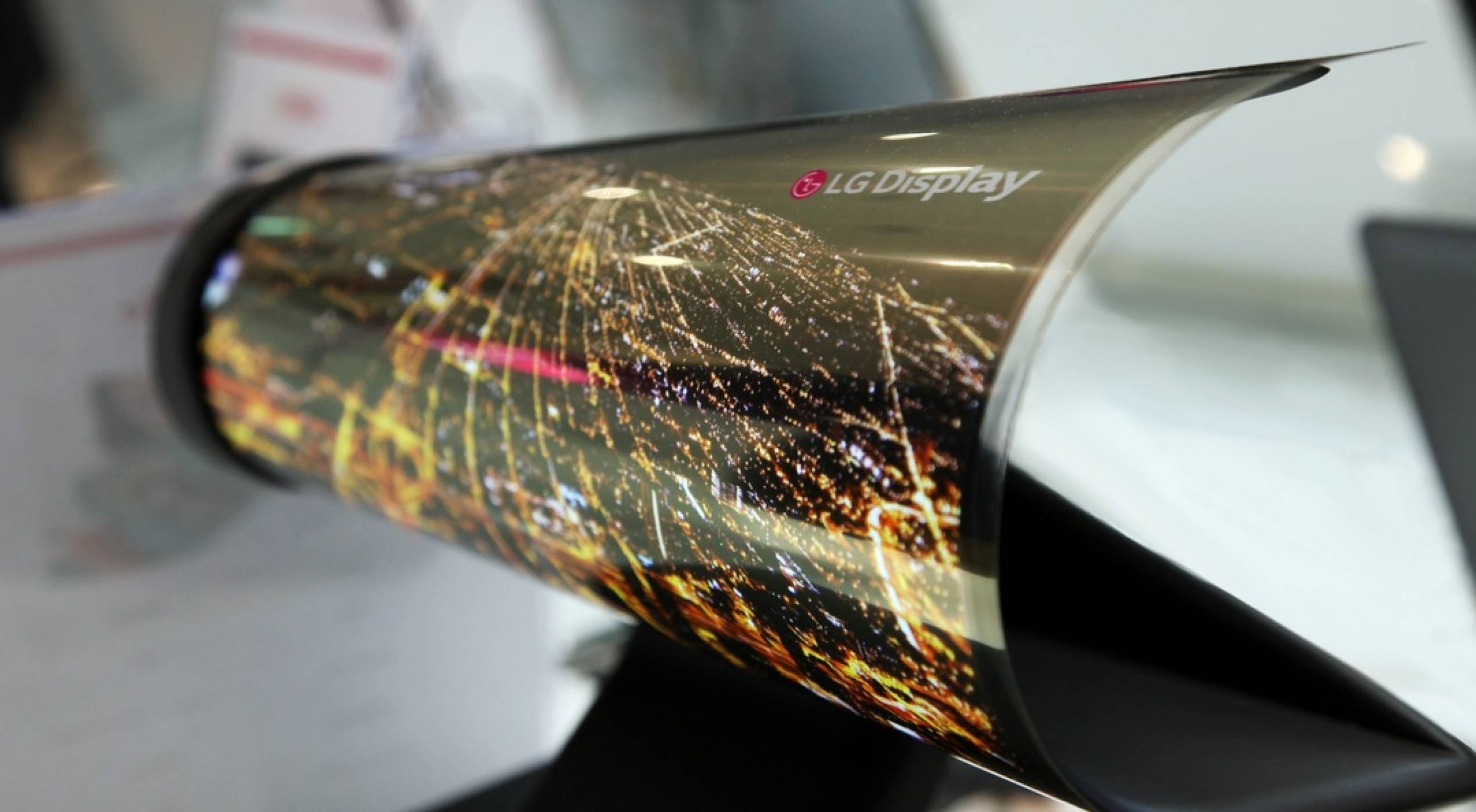 LG Display ще прави OLED панели за LG V30 и други модели