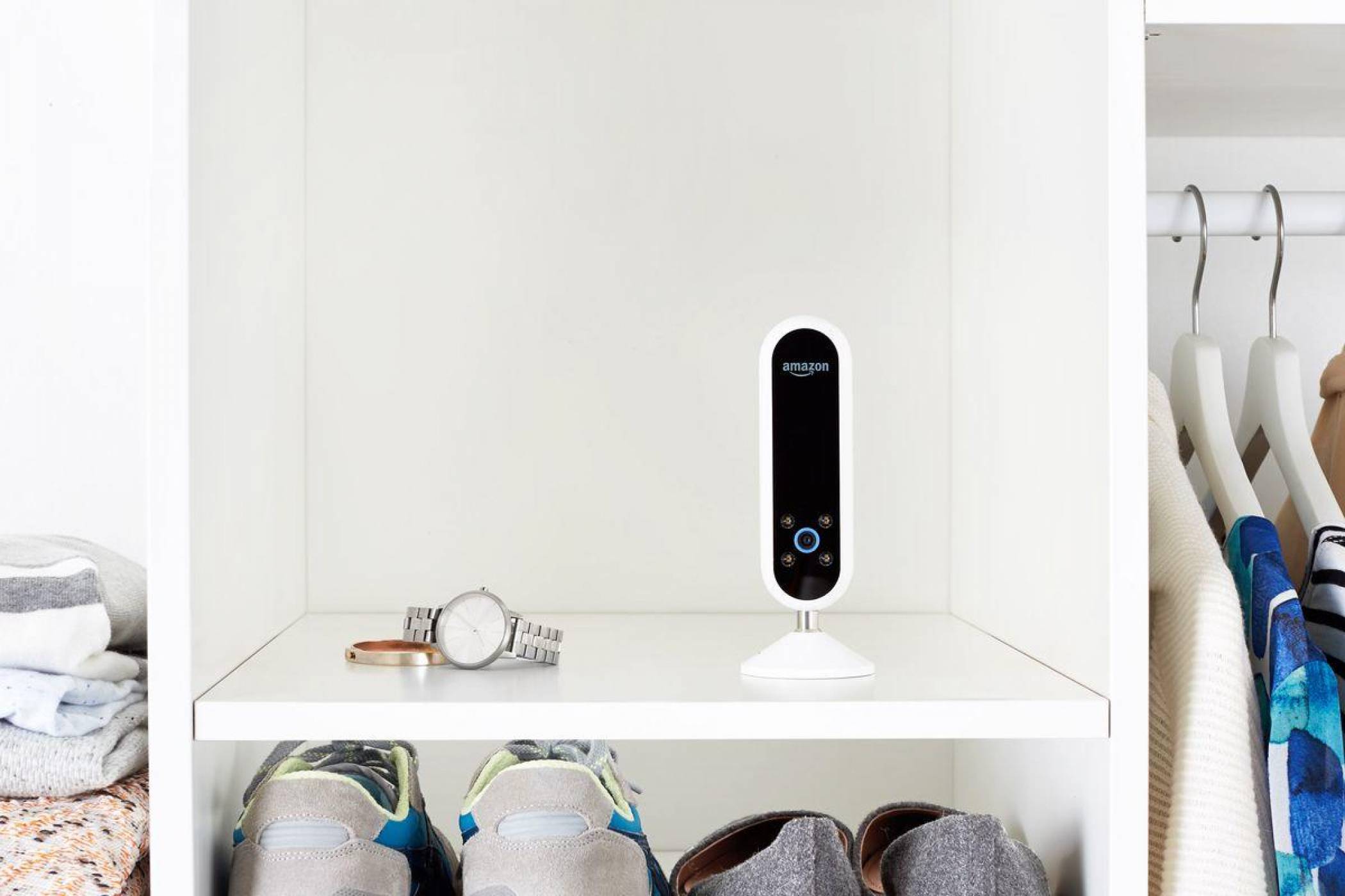 Amazon представи интелигентната камера Echo Look