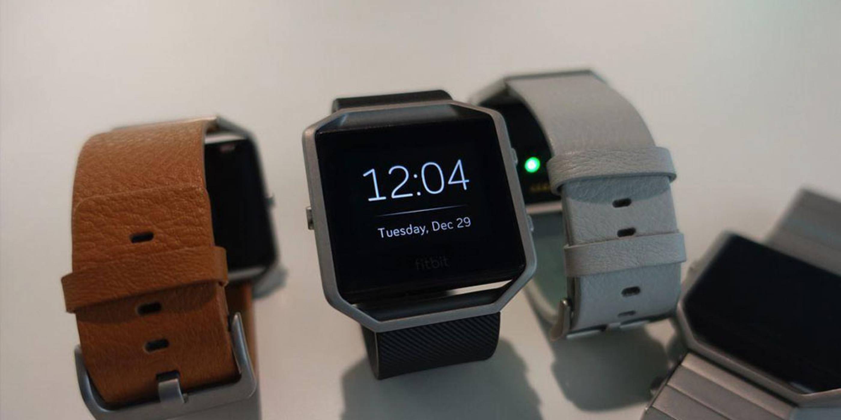 Fitbit обяви, че работата по умния часовник на компанията върви по план