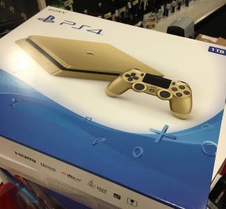 С новия златен PlayStation 4 със сигурност ще се отличавате от приятелите си