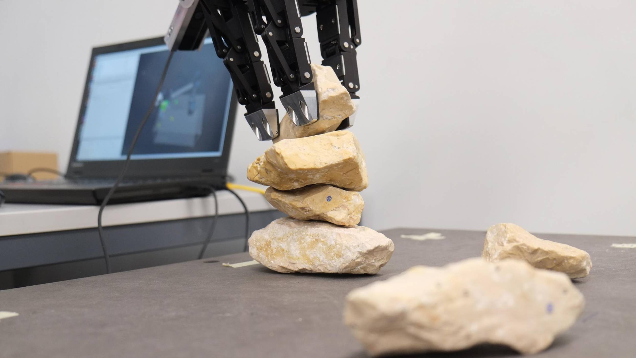 Роботи, строящи камък върху камък, може да са ключови за живота на Марс