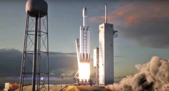 SpaceX може да изстреля най-голямата си ракета до три месеца