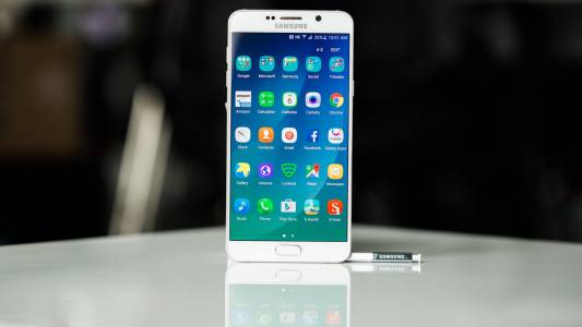 Вграденият скенер за отпечатъци на Samsung създава проблеми с дисплея