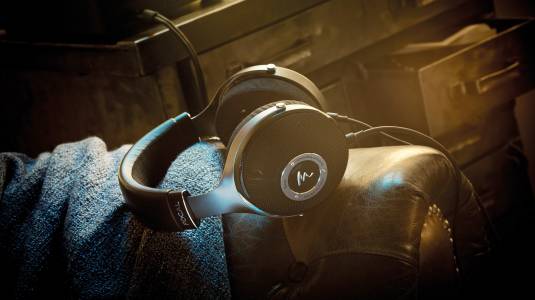 MusicWorld: Hi-Fi слушалки за аудиофили