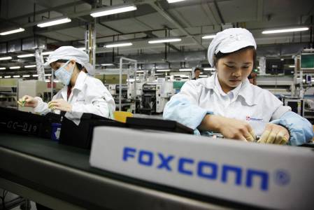 Foxconn инвестира 10 млрд. долара във фабрика за дисплеи в САЩ, търси си локация