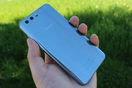 Huawei Honor 9 пристига в Европа на цена от 450 евро