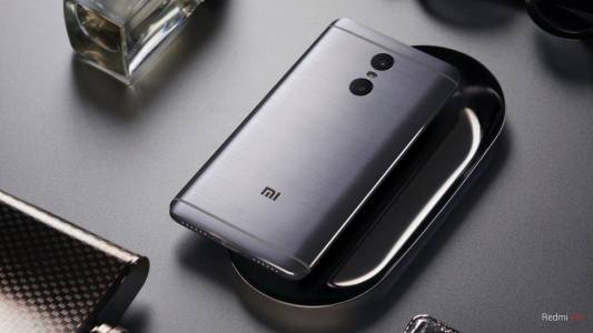 Xiaomi Redmi Pro 2 ще ни радва с LCD екран и 3 GB памет