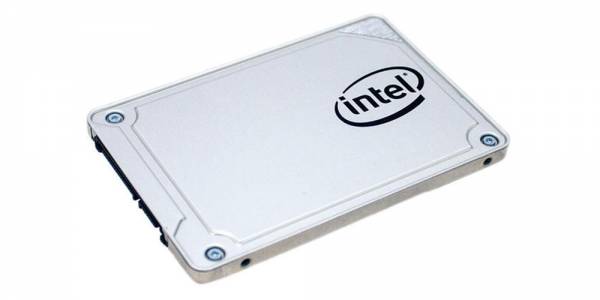 Intel представи подобрена SSD памет, която е по-бърза, по евтина и има по-голям капацитет