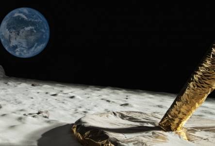 Япония иска да стъпи на Луната преди Китай да направи това