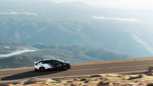 Faraday Future FF91 с нов рекорд за планинско изкачване