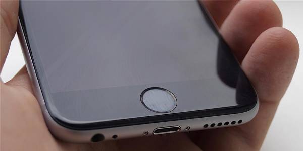 iPhone няма да има Touch ID сензор под екрана?