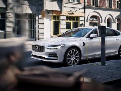 Volvo спира колите само на бензин от 2019 г.