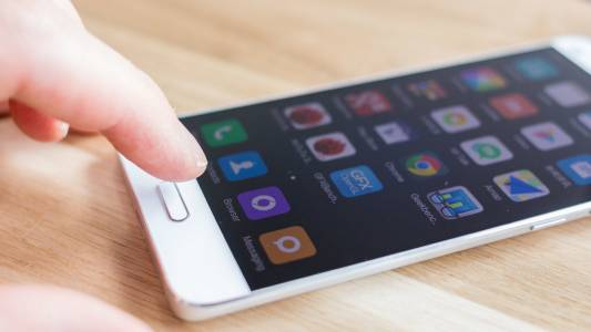 Xiaomi обновява само някои джаджи до Android 7.1, останалите получават само 7.0 (списък)