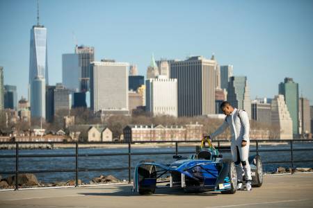 Историческият дебют на Формула Е в Ню Йорк ще се излъчи на живо този уикенд