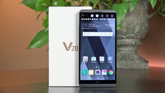 Официално: LG потвърди, че премиерата на V30 ще е на 31 август