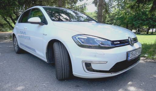 „Жест драйв“ с Volkswagen e-Golf: с мисъл за утрешния ден (видео ревю)