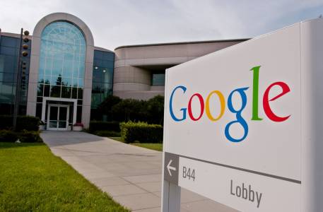 Google уволни служителя - автор на обидна за жените записка