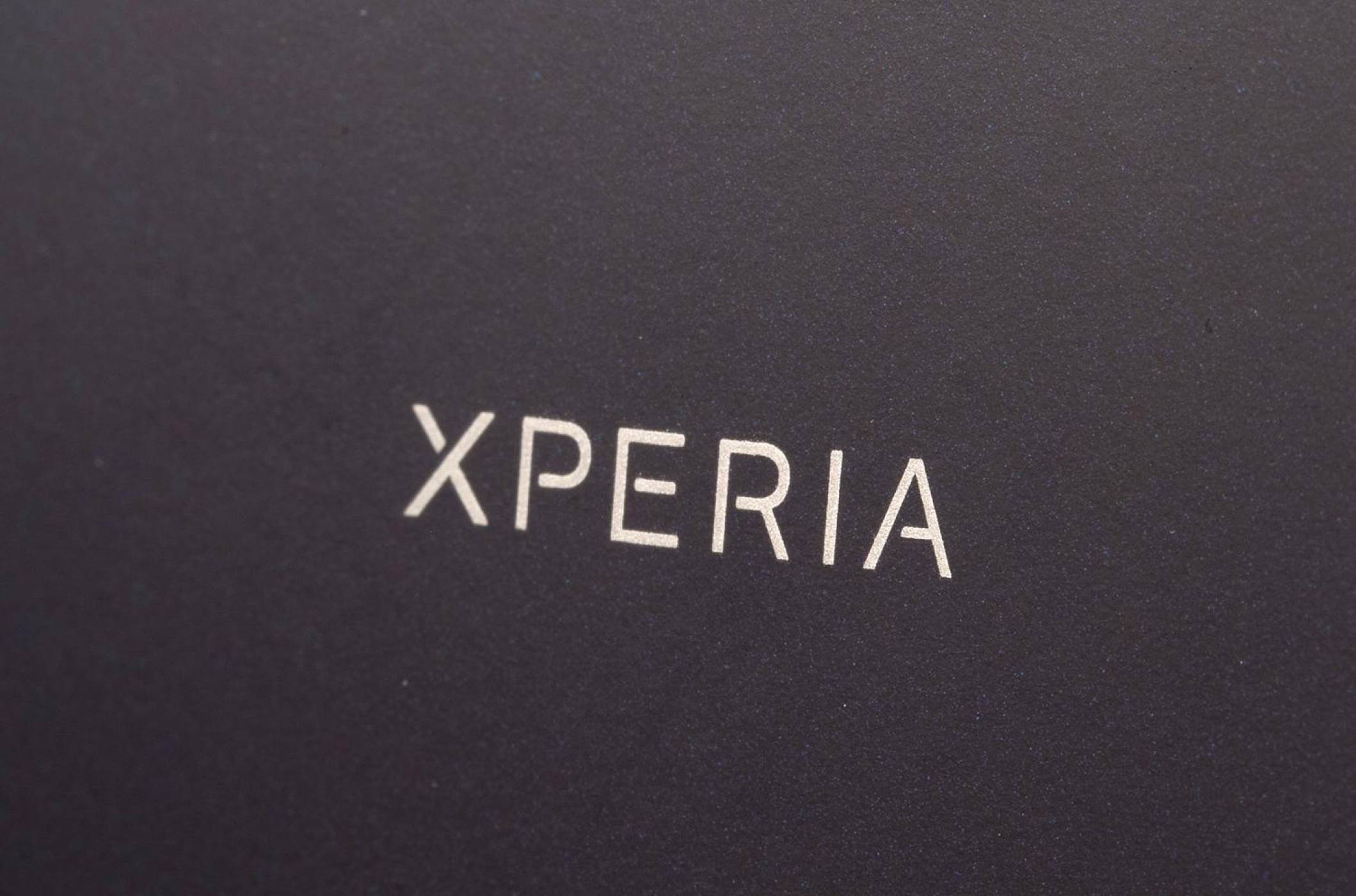 Xperia XZ1 позира на реална снимка дни преди премиерата си, идва с HDR екран