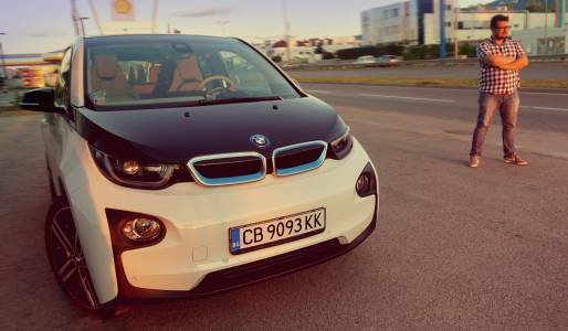 Роден електрически - зад волана на BMW i3 (видео)