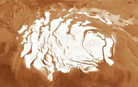 Нощем Марс се преобразява в зимна снежна приказка