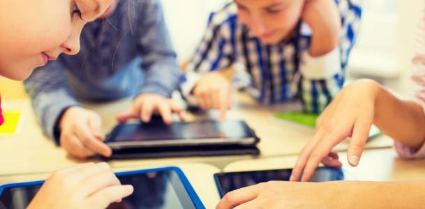 Protect Your Kid и каузата за детската безопасност онлайн (интервю)