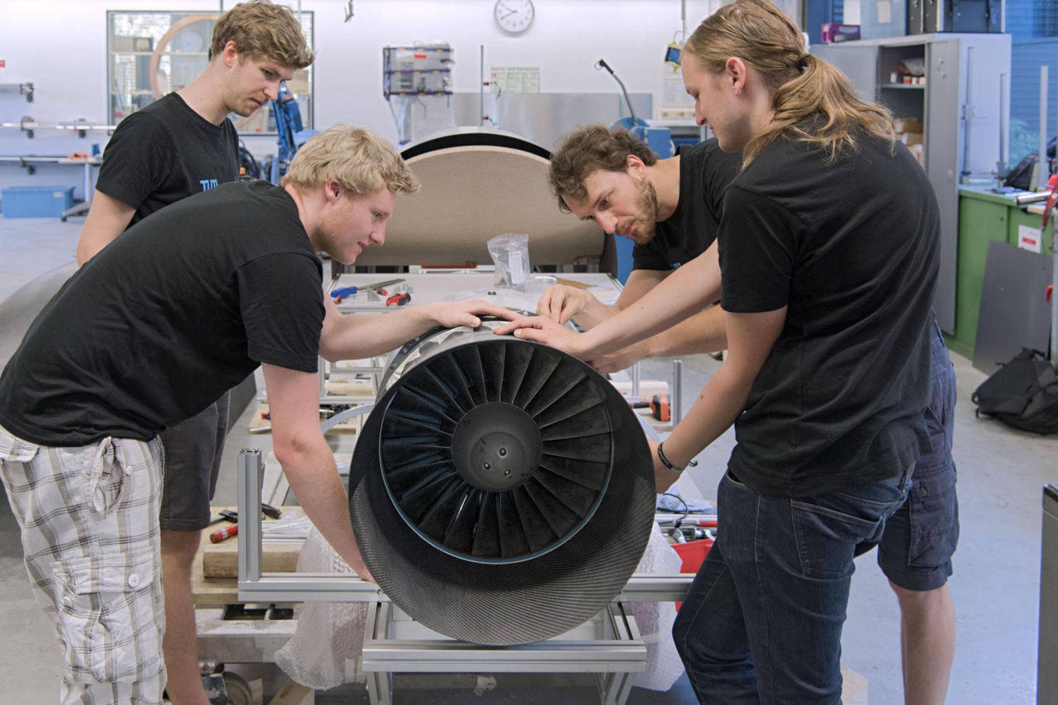 Вече е ясен победителят в състезанието Hyperloop Pod Competition на Илон Мъск