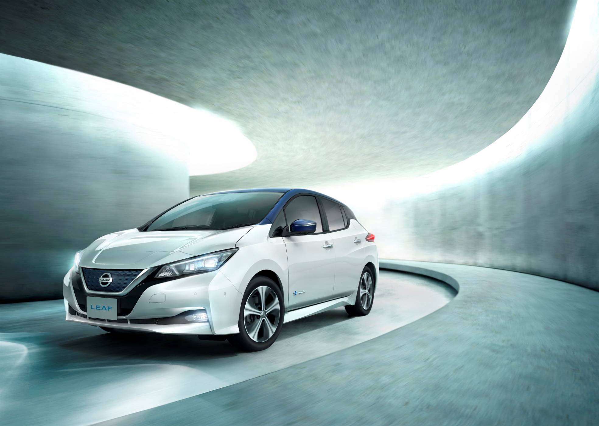Новият Nissan Leaf може да се управлява само с един педал