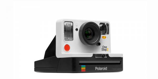 Impossible Project възкресява моментната фотография с Polaroid OneStep 2
