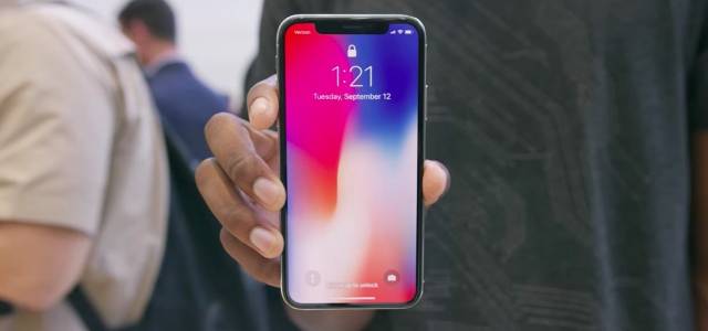 WSJ: производствените проблеми с iPhone X заради дисбаланс между модулите Romeo и Juliet
