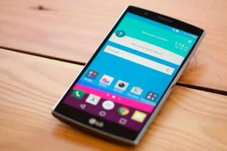 LG спира месечната софтуерна поддръжка по сигурността на по-старите си смартфони
