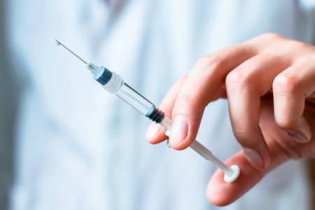 Стартират клинични тествания на универсална противогрипна ваксина