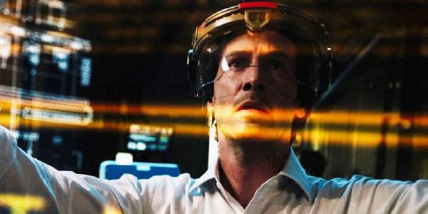 Вижте първия трейлър на научнофантастичния филм Replicas с Киану Рийвс