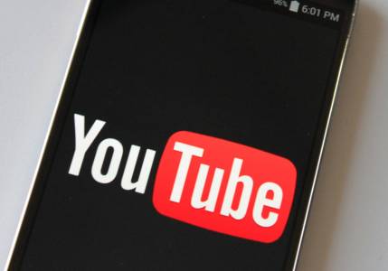 YouTube тества автоматично пускащи се видеа на началната страница в Android приложението