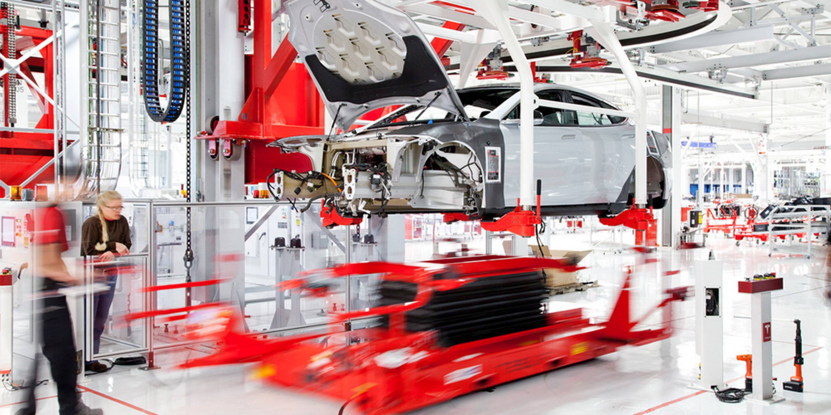 Tesla е уволнила стотици свои служители във фабриките си в Пало Алто и Фримонт