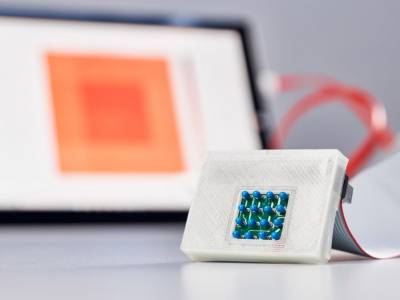 Евтино устройство за засичане на рак на кожата спечели James Dyson Award тази година
