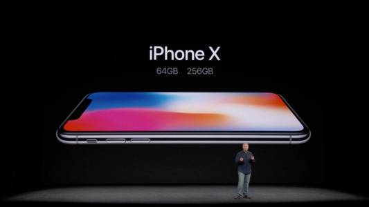 Apple изглежда работи по лазерен 3D сензор за iPhone 2019