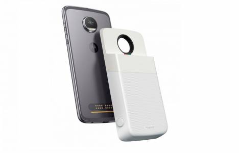 Усмивките от старите ленти оживяват с новия Polaroid Insta-Share Mod
