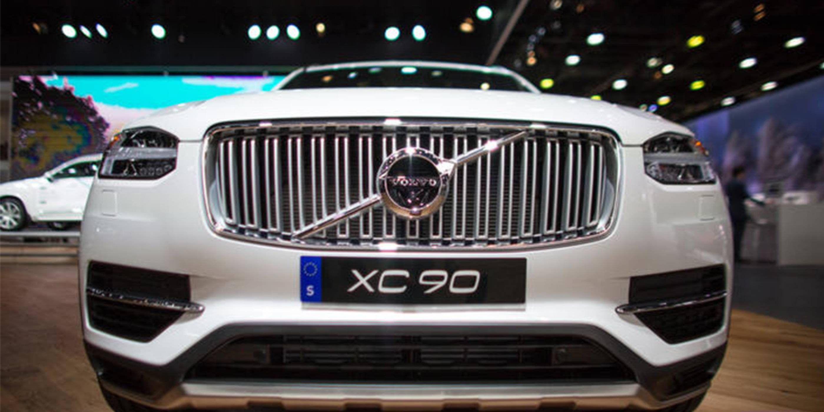 Uber обяви, че ще закупи 24 000 самоуправляващи се джипа XC90 от Volvo