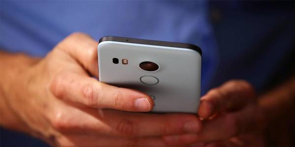 Google следи местоположението на всички Android устройства дори с изключена функция Location Services