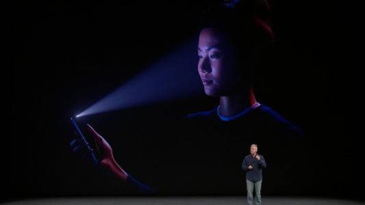 Face ID за Android просто не струва, твърди шеф на Apple