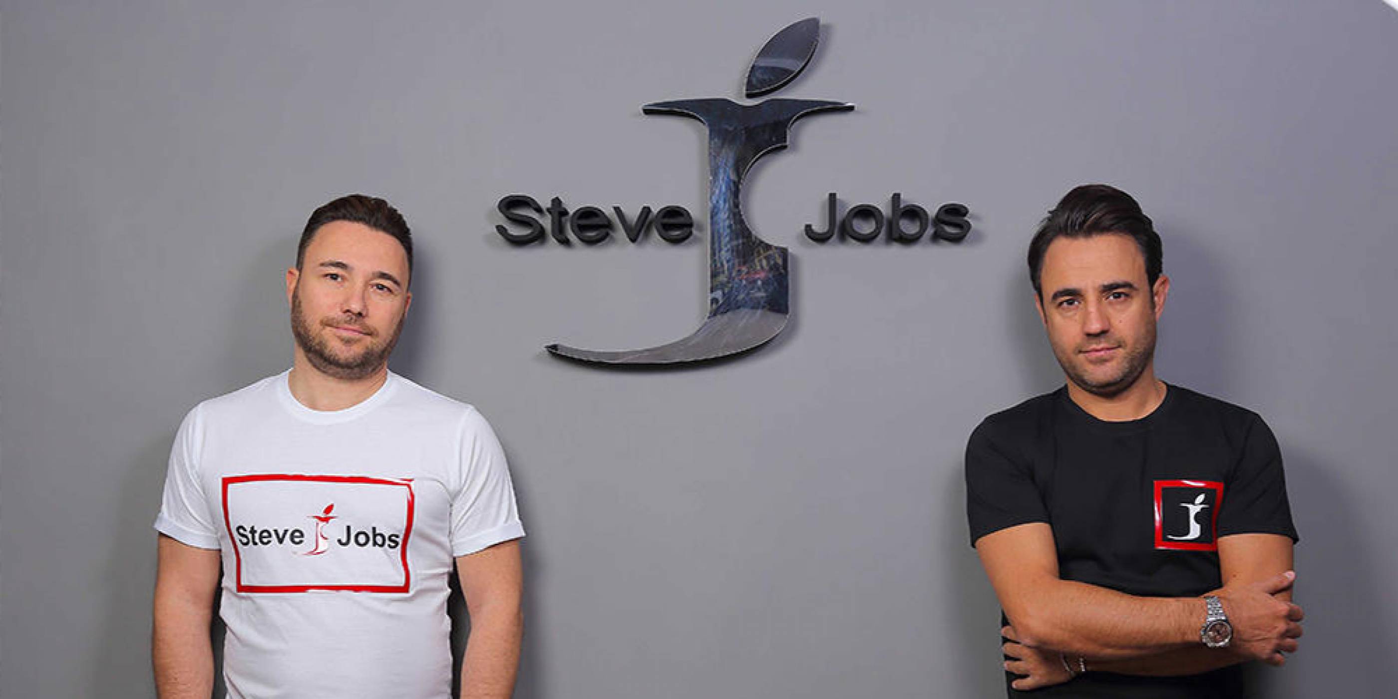 Двама братя спечелиха дело срещу Apple, за да нарекат компанията си Steve Jobs