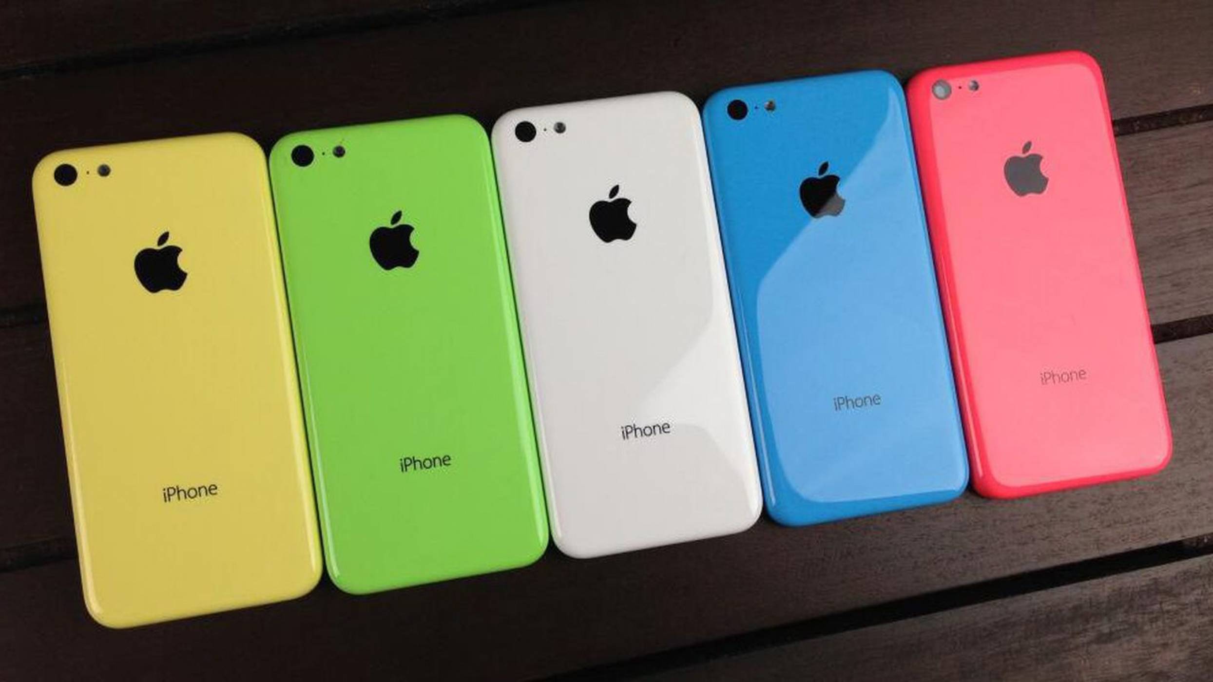 iPhone е най-продаваният технологичен продукт на 2017 г.